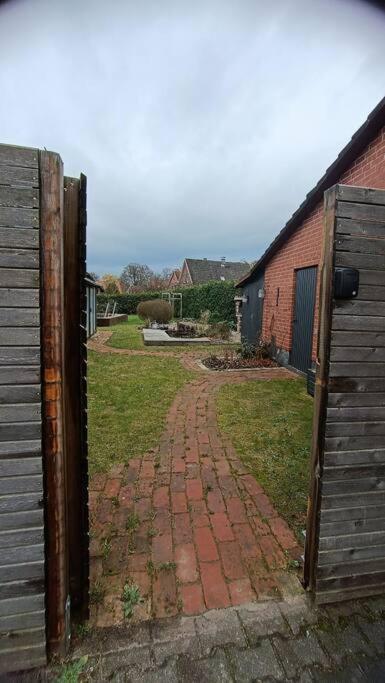 Gemuetliche Souterrain Wohnung Lüneburg Dış mekan fotoğraf